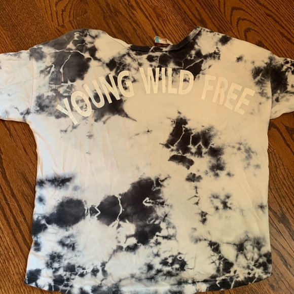 Young and wild and free top - Picture 2 of 2